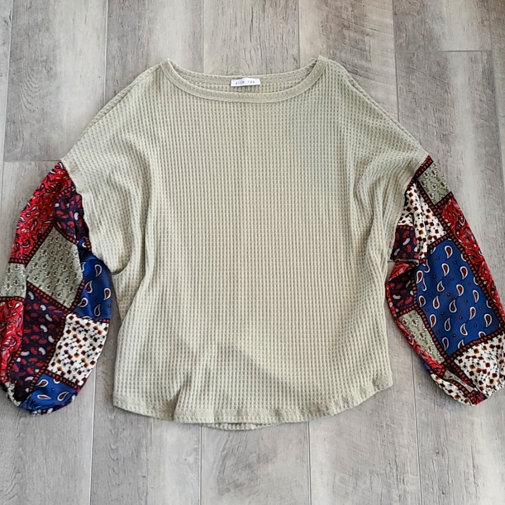 Bohemian Allie Rae top. (Apricot Lane)